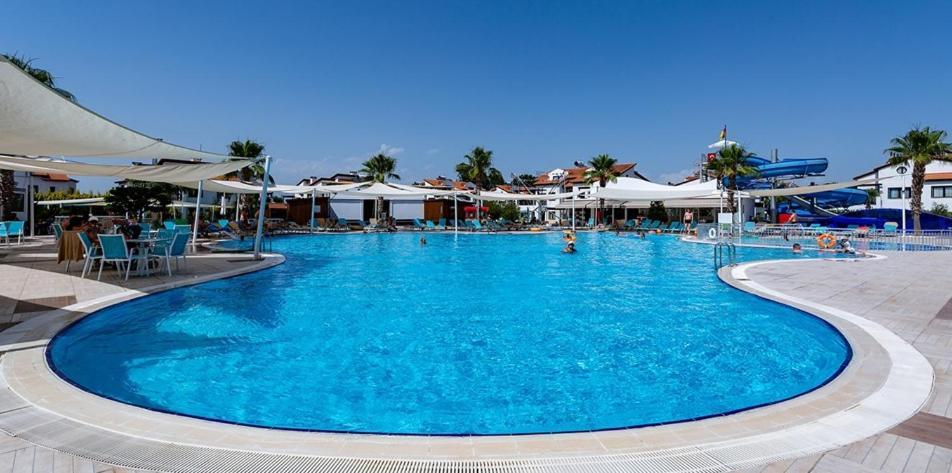 Fun&Sun River Villas With Amazing Landscape 5+1 Belek Exteriör bild