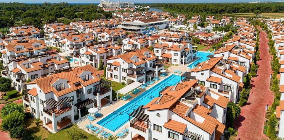 Fun&Sun River Villas With Amazing Landscape 5+1 Belek Exteriör bild